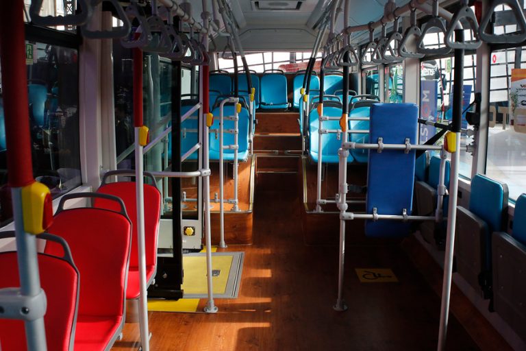 Confirman alza gradual en tarifa de buses y metro: ¿Cuándo comienza?