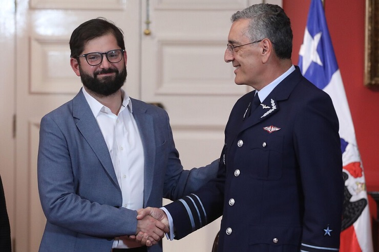 Pdte. Boric designa a Hugo Rodríguez como nuevo comandante en jefe de la Fuerza Aérea de Chile