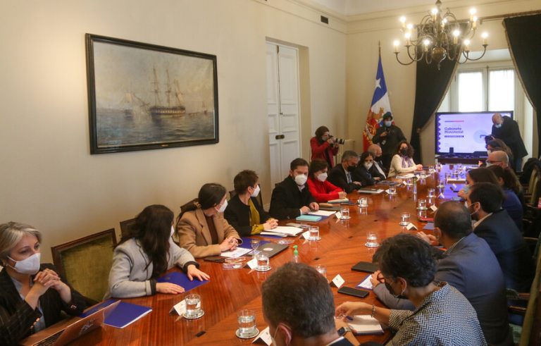 Seguridad se toma la agenda: Gobierno insiste en trabajar esta materia y oposición llama a 