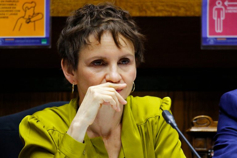 Carolina Tohá: “Que un policía le dispare a alguien que está imposible de ser detenido no es violar los DD.HH.”