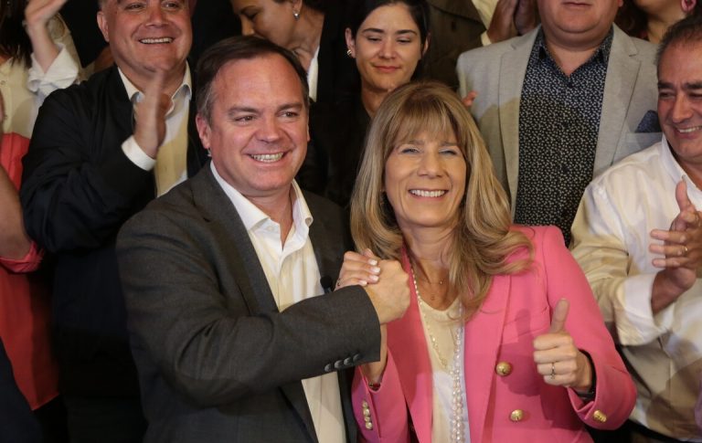 ¿Una coalición con Amarillos por Chile? La reconfiguración política tras renuncias de Rincón y Walker a la DC