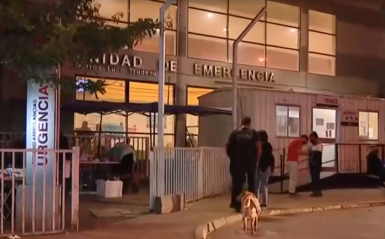 Urgencia del Hospital Barros Luco continúa paralizada: Funcionarios acusan 