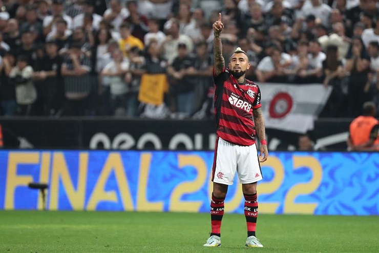 Se suma la Libertadores: Estos son los 25 títulos de la extraordinaria carrera de Arturo Vidal