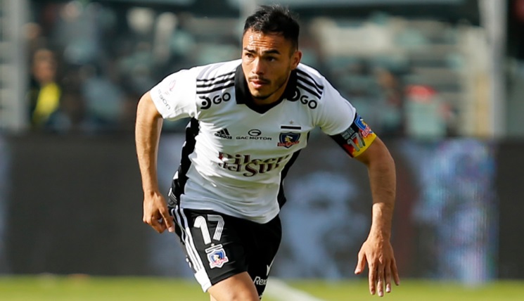 Le entregaron la copa: Colo Colo festejó con un triunfo su estrella 33 en el Estadio Monumental