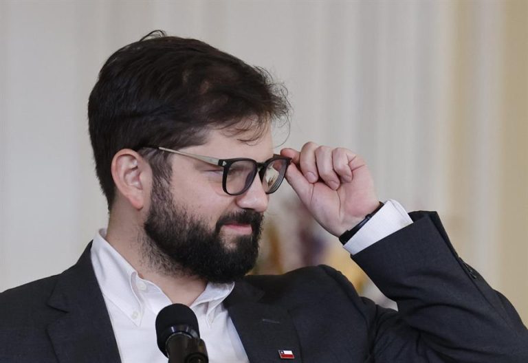 Pdte. Boric felicitó por teléfono a Lula tras su triunfo: 