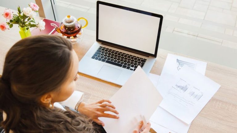 ¿Quieres seguir con home office? Revisa acá las ofertas laborales disponibles en modalidad teletrabajo