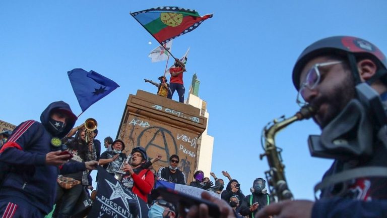 Refuerzo en el transporte público: Los detalles de cómo operará Metro y buses en la conmemoración del 18 de octubre