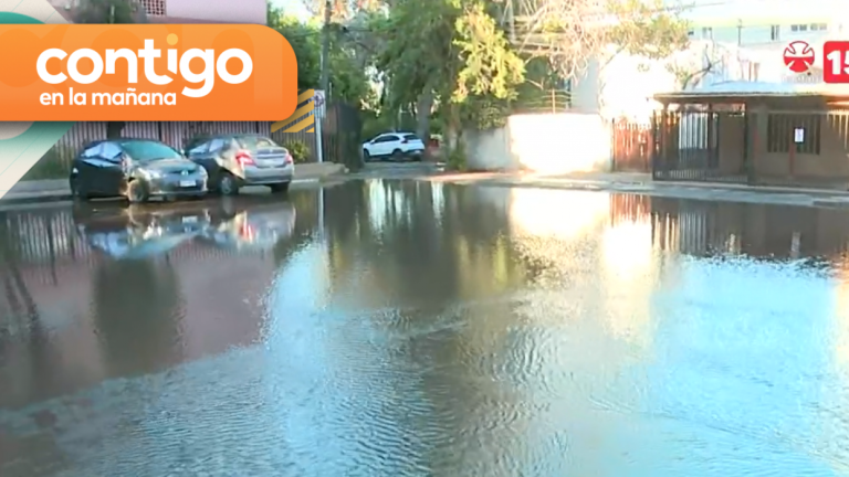 Rotura de matriz causó inundación en Ñuñoa: Aguas Andinas trabaja en el lugar