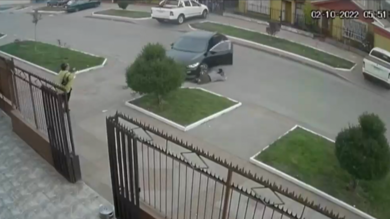 Cámaras registran violento asalto a adultos mayores en Talcahuano: Una de las víctimas fue arrastrada