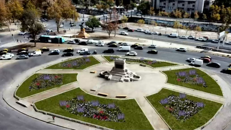 Obras en rotonda y jardines sustentables: El millonario proyecto que busca remodelar a Plaza Baquedano