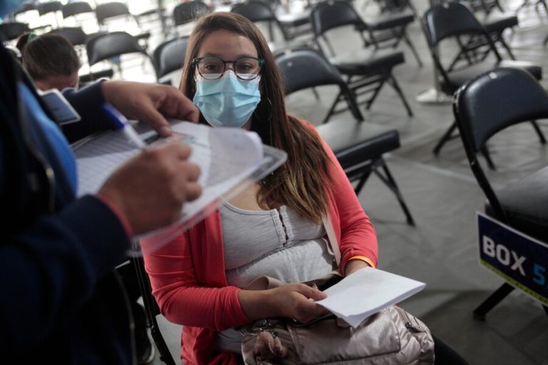 Reforma de Pensiones: ¿En qué consiste el componente de maternidad en la jubilación de las mujeres?