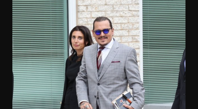 ¿Soltero? Aseguran que Johnny Depp y su ex abogada terminaron relación amorosa