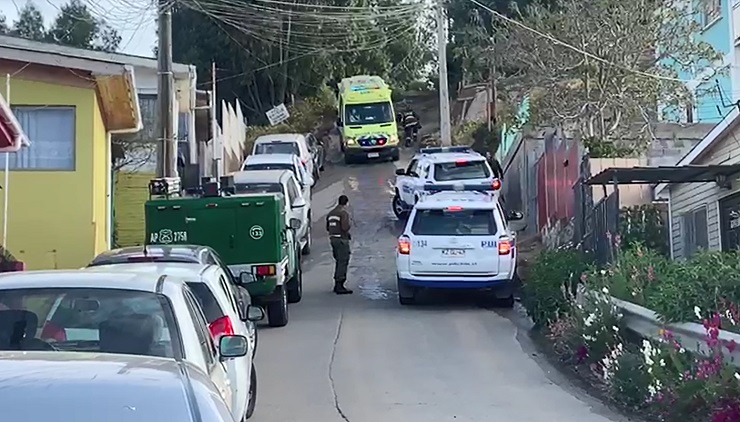 Hombre fue abatido por Carabineros tras evitar a disparos que se combatiera incendio en casa de Valparaíso