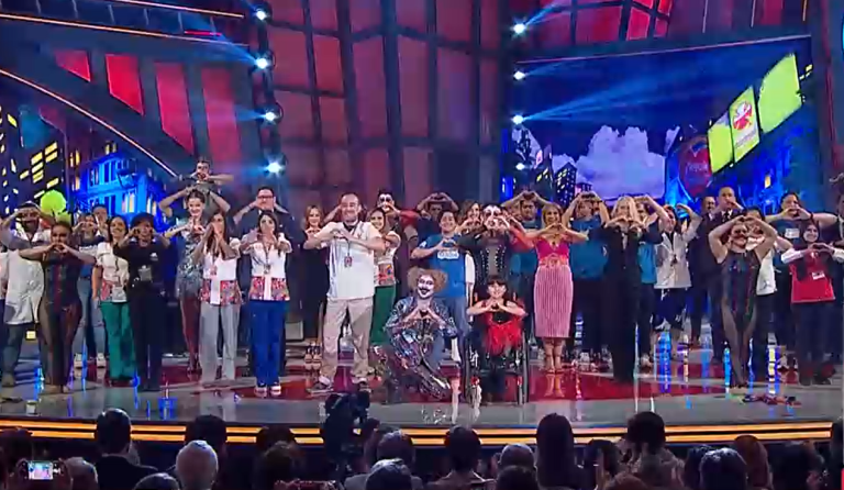 Con magia y el relato de Pedro Carcuro: Así fue la emocionante obertura de Teletón 2022