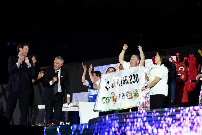 Con la meta cumplida: Así fue el show de cierre de la Teletón en el Estadio Nacional