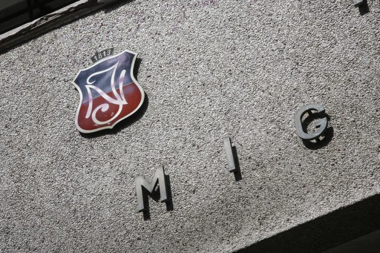 Instituto Nacional, en su momento más crítico: La lucha por recuperar la paz en el emblemático colegio