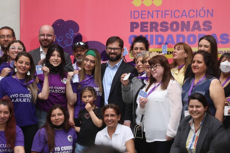 Nuevo Registro Nacional de Personas Cuidadoras: ¿Cómo obtener la credencial y a cuáles servicios puedo acceder?