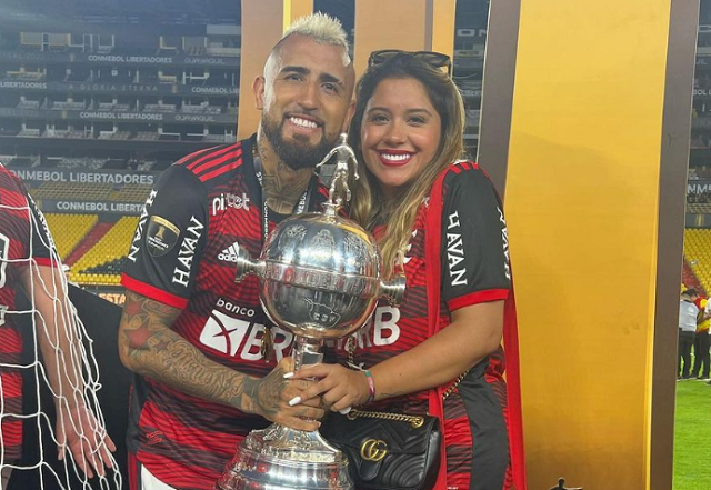 Hermana de Arturo Vidal cuenta por qué se cambió el orden de sus apellidos: 