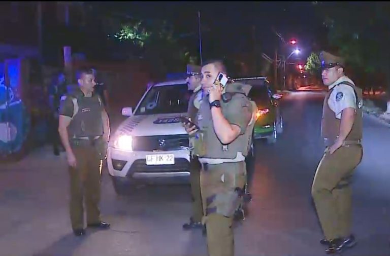 Hombre recibió múltiples disparos en Conchalí y llegó solo al hospital: Habría sido víctima de encerrona