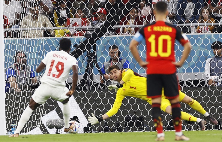 Con Courtois como figura: Bélgica logra trabajado triunfo ante una combativa Canadá