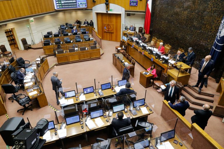 Al límite del plazo: Congreso despachó Presupuesto 2023 con foco en reactivación económica y seguridad