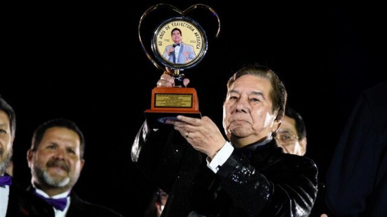 ¡Celebración total! La Sonora de Tommy Rey presentó sus grandes éxitos en la Teletón 2022