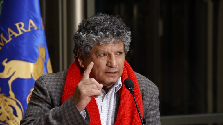 ¿Quién es René Alinco? Los altibajos que han marcado su carrera parlamentaria