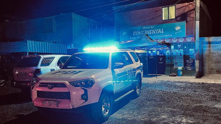 Maniatada y con heridas cortopunzantes: Encuentran a joven asesinada al interior de local en Pozo Almonte