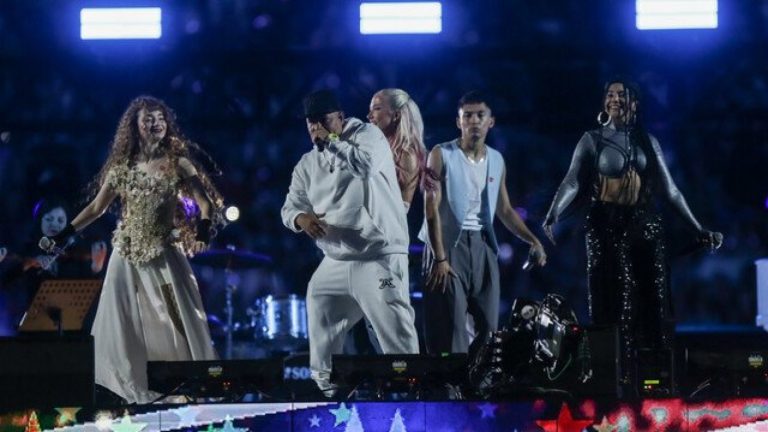 ¡Enloquecieron al público! Así fue la obertura de la Teletón en el Estadio Nacional