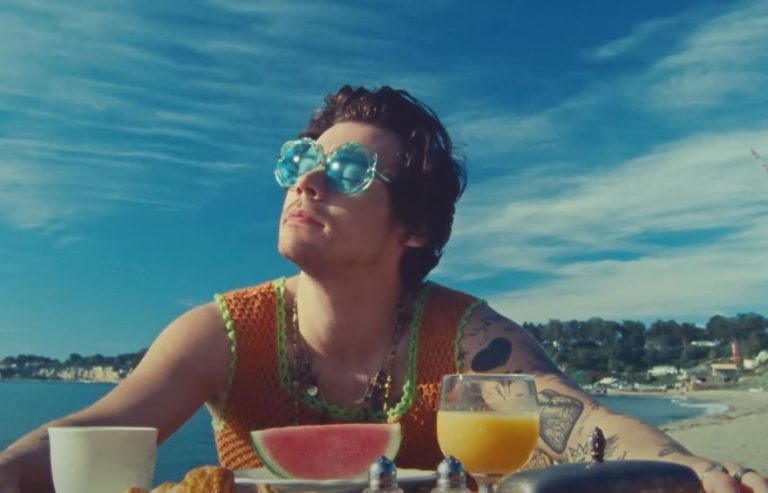 Concierto de Harry Styles en Chile: Cómo llegar, a qué hora abren las puertas y detalles del show de luces