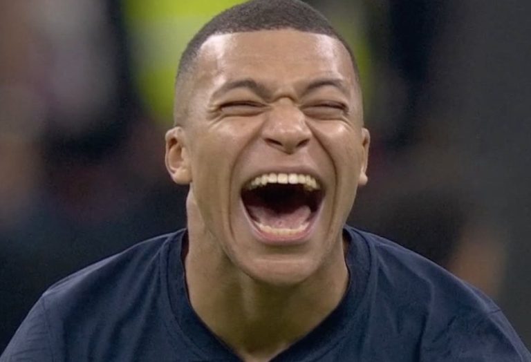 ¿Burla o celebración? Mbappé genera polémica tras penal errado de Inglaterra y provoca ola de memes
