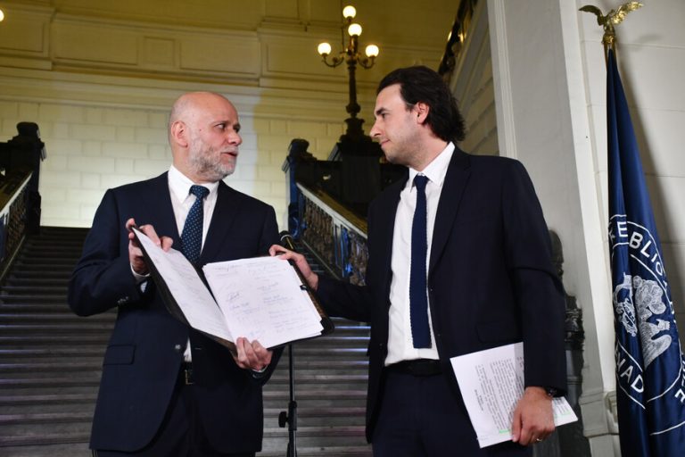 Oficializan el Acuerdo por Chile: Con paridad, más Consejo Constitucional y Plebiscito de salida