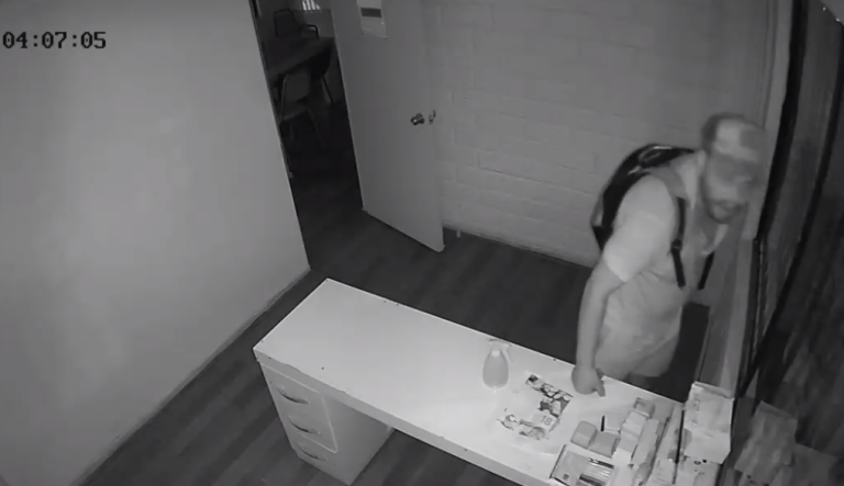 Se llevaron hasta el furgón escolar: Denuncian millonario robo a residencia de niños