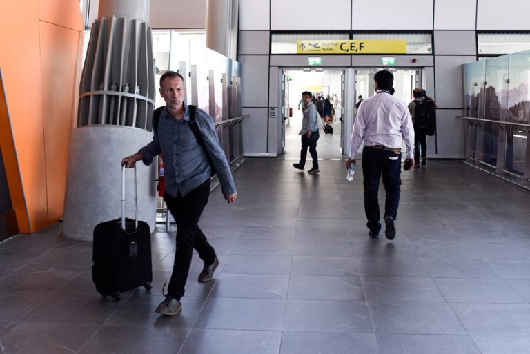 Gobierno confirmó que Chile mantiene Visa Waiver de EE.UU: ¿Cómo funciona el programa?