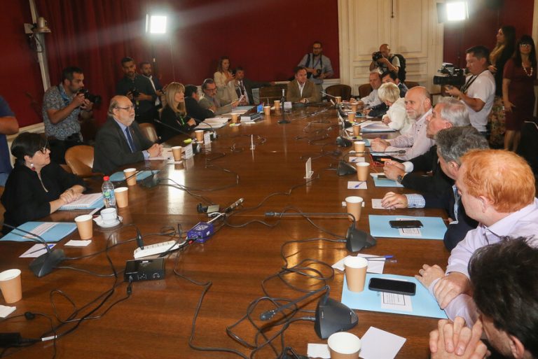 Comisión de Constitución del Senado aprueba en general reforma que habilita nuevo proceso constituyente