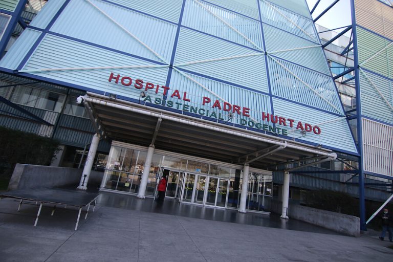 Padres denuncian negligencia tras muerte de guagua en Hospital Padre Hurtado: 