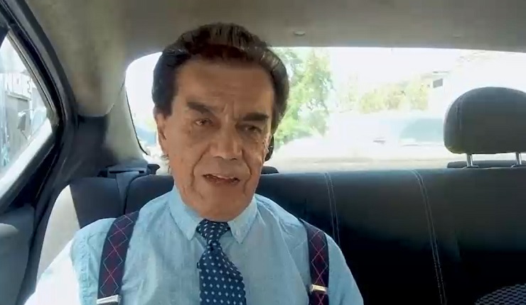 Taxi Libre: Los sueños y anécdotas de Marti Palacios, el músico que hace bailar a Chile hace 60 años