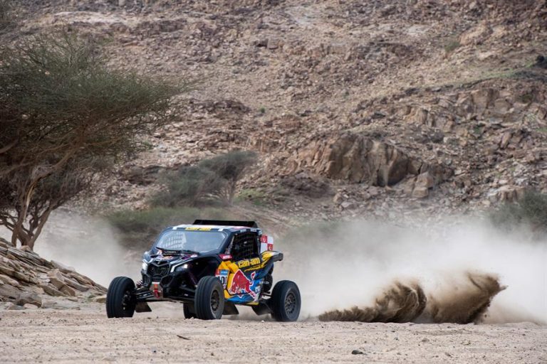 Nuevamente va por el título: Francisco 