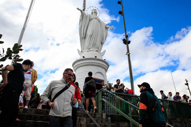 Juegos, paseos y comida: ¿Cuánto cuesta pasar un día de vacaciones en el Cerro San Cristóbal?