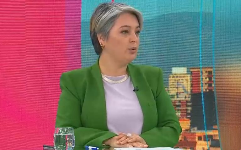 Ministra del Trabajo y plan de ayudas: 