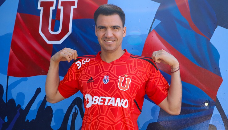 Toselli lanza su primera bomba como nuevo jugador azul: 