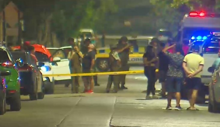 Escapaban de dos autos: Acribillan con siete disparos a conductor y copiloto tras persecución en La Florida