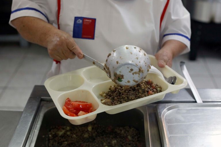 PAE y BAES: Lo que debes saber de las ayudas para estudiantes anunciadas por el gobierno