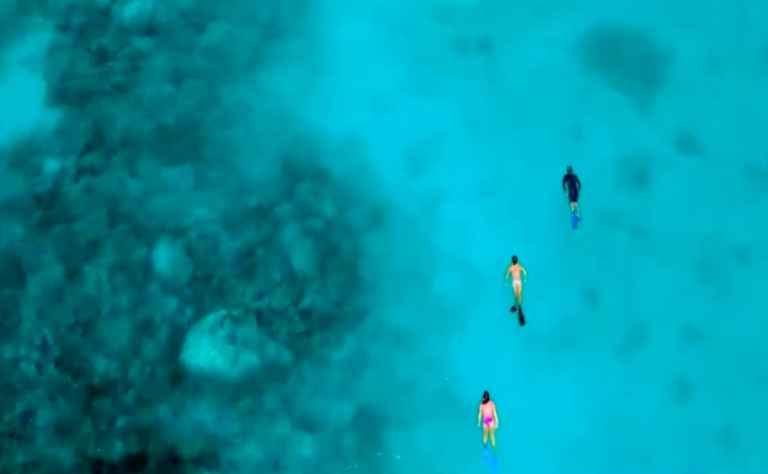 Con aguas cristalinas: Estos son los destinos preferidos de los chilenos para vacacionar en el extranjero