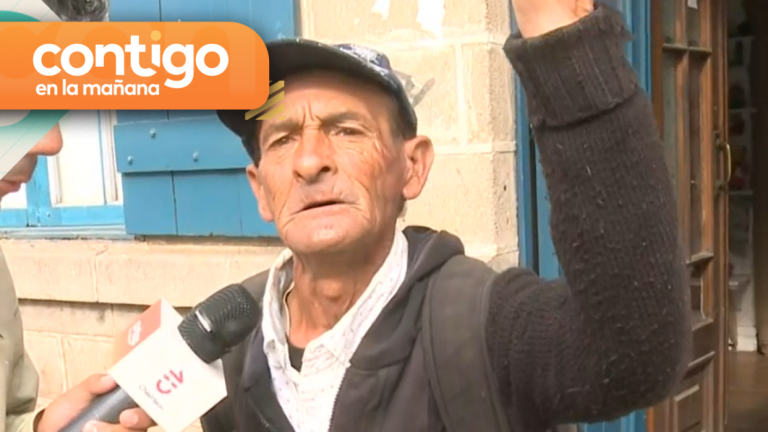 ¡Emocionó a todos! “El poeta perdido” de Cartagena cautivó con sus hermosas poesías