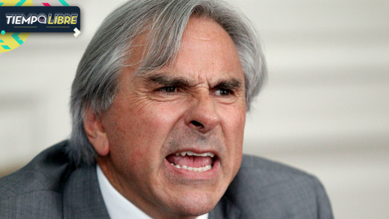 Iván Moreira se lanzó en picada contra senadora tras no lograr apurar votación