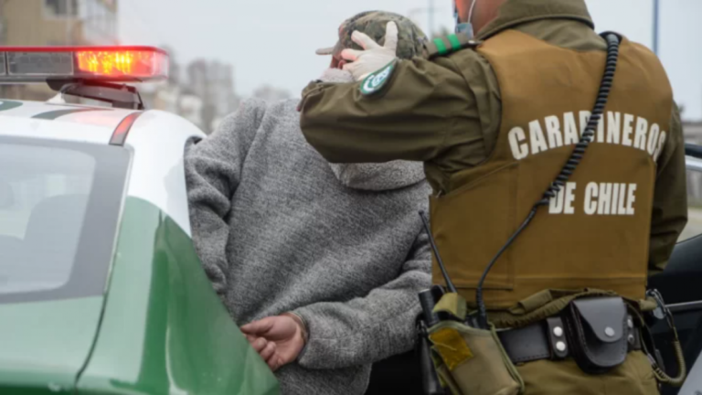 Niña de cinco años salvó a su madre de morir: Expareja quería asesinarla con una escopeta