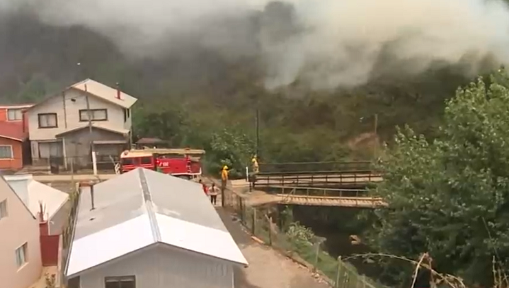 Vecina que vive hace más de 30 años en Tomé por voraz incendio: 