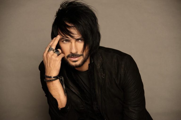 ¡Beto Cuevas está de regreso! Chilevisión lo confirmó como coach de la nueva temporada de The Voice