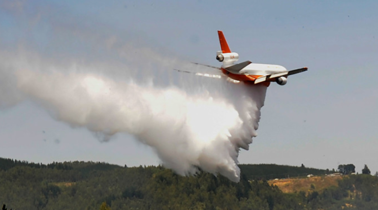 Ten Tanker vuelve a combatir incendios forestales tras presentar dos fallas: Su primer destino es Ninhue